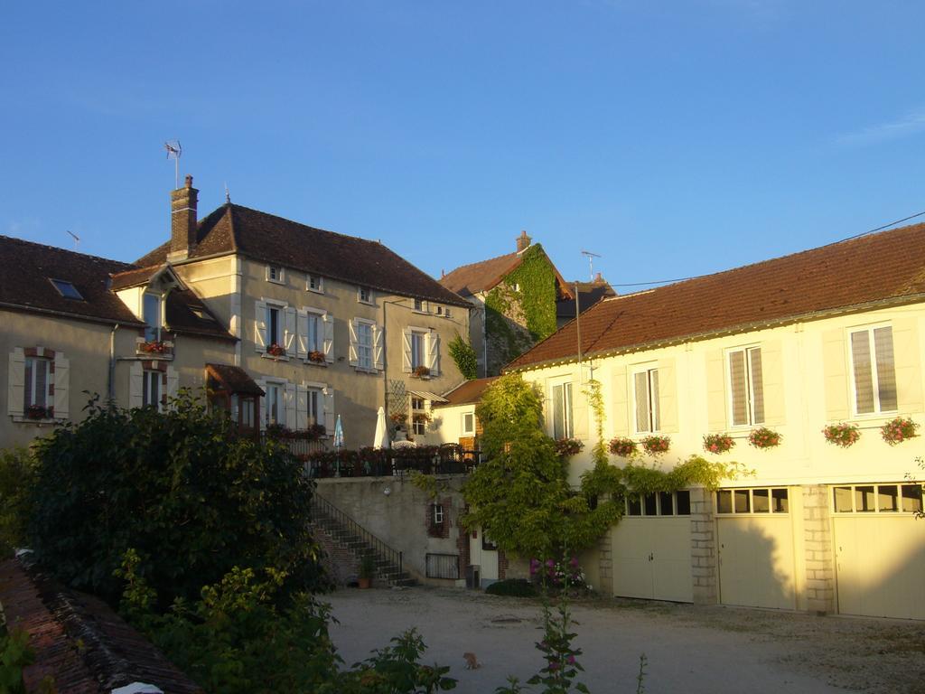 Bed and Breakfast L'instant Présent Pacy-sur-Armancon Exterior foto